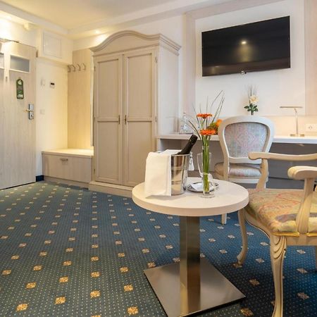 Hotel St Georg - Ratyzbona Zewnętrze zdjęcie