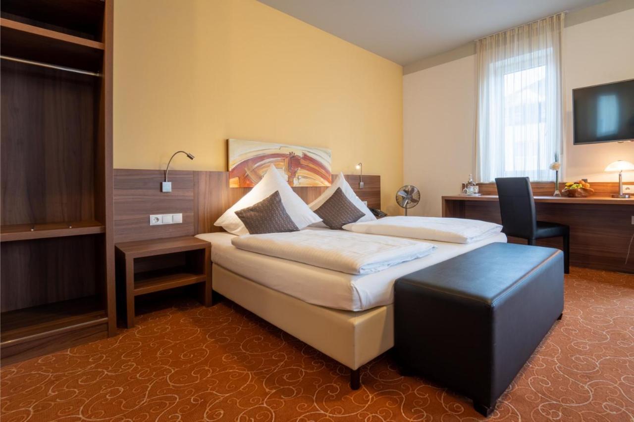 Hotel St Georg - Ratyzbona Zewnętrze zdjęcie