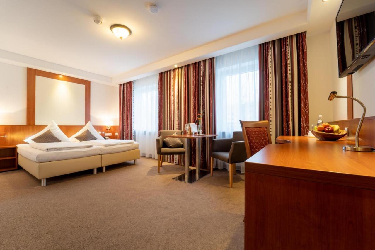 Hotel St Georg - Ratyzbona Zewnętrze zdjęcie
